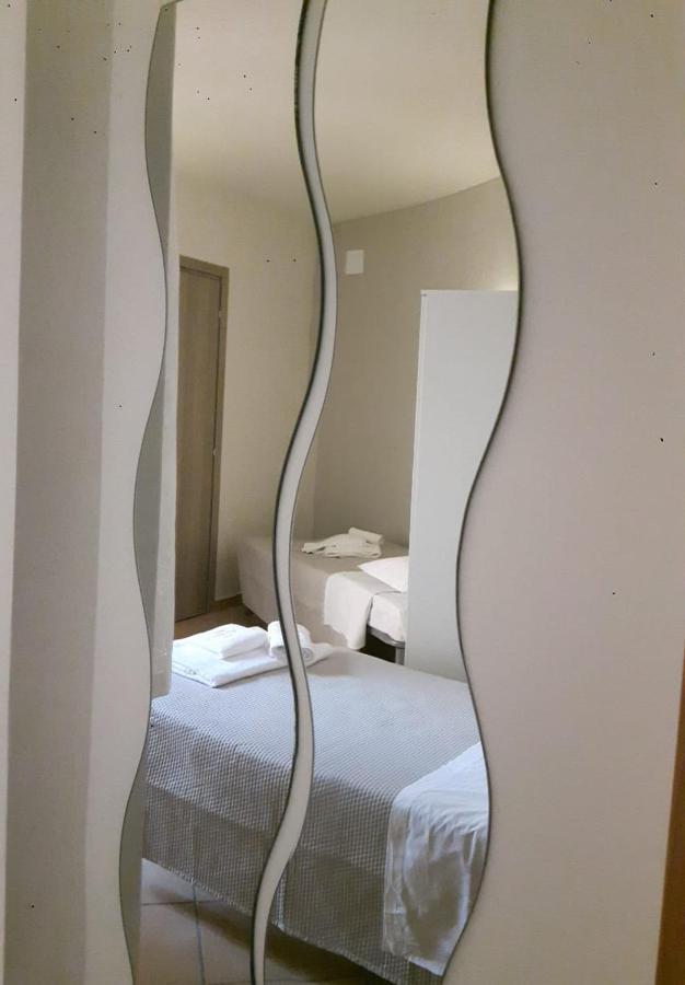 Bed&Bed Tommaso Fazzello Only Rooms Taormina Szoba fotó